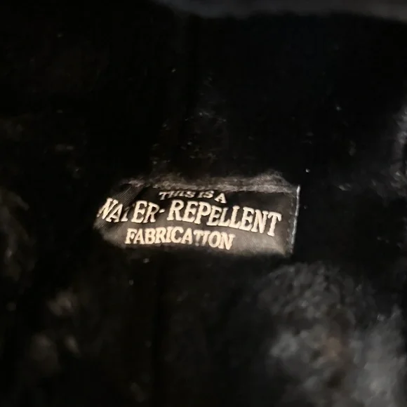 Eric Javits Black Women's Hat with Buckle Detail - Picture 4 of 5